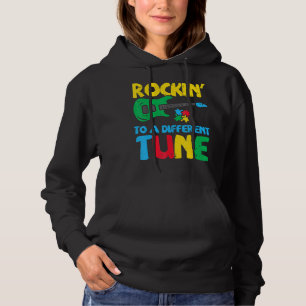 Rockin to Different Tune Guitar Autismus Bewusstse Hoodie