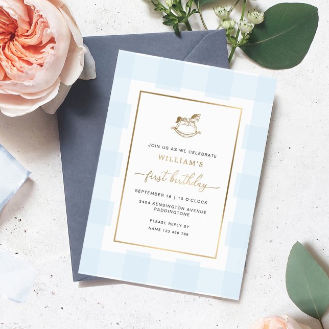 Rocking Horse Blue Gingham Birthday Foil Einladung (Blue Gingham rocking horse first birthday invitation gold foil)