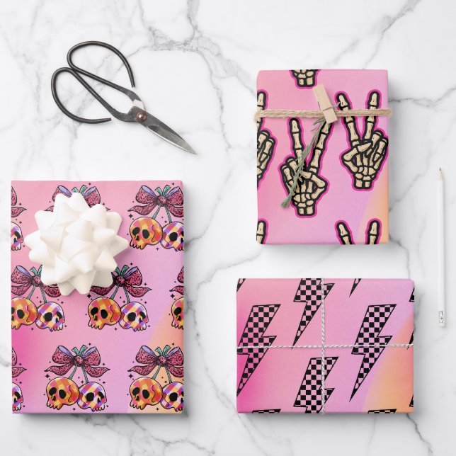 Rock'n'Roll Pink Skulls Skeletton Hand Halloween Geschenkpapier Set (Vorderseite)