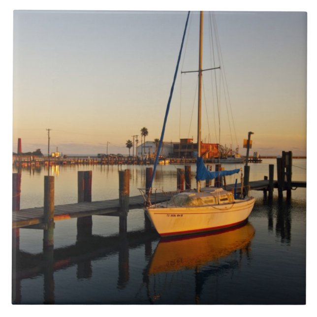 Rockport, Texas Hafen bei Sonnenuntergang Fliese (Vorderseite)