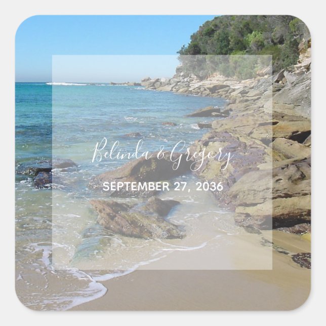 Rocky Beach Wedding Quadratischer Aufkleber (Vorderseite)