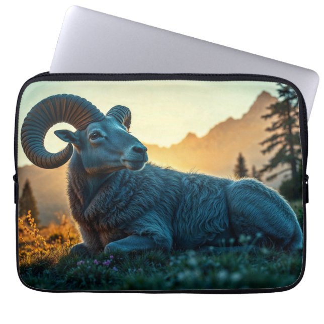 Rocky Mountain Sheep Laptopschutzhülle (Vorderseite)