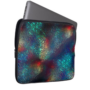 Rocky- oder Aluminiumfolie unter blauem und rotem  Laptopschutzhülle