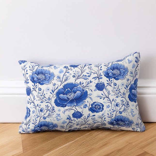 Rokoko Blue Floral Elegance Lendenkissen (Von Creator hochgeladen)
