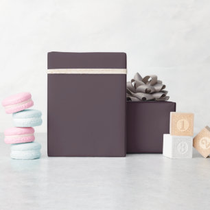 Rolle der festen Dusty Pflaume Geschenkpapier