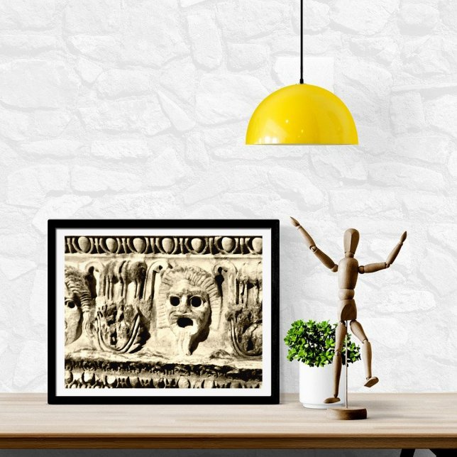 Roman Stone Carved Drama Faces Foto Print (Von Creator hochgeladen)