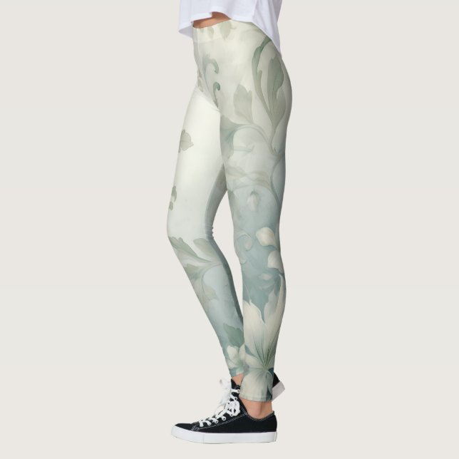 Romanric Goth White Tapestry Leggings (Links)