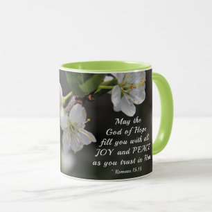 Romans 15:13 God of Hope White Flowers Tasse
