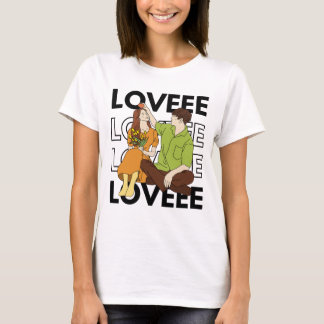 Romantic Couple Loveee Text Graphic Design T-Shirt