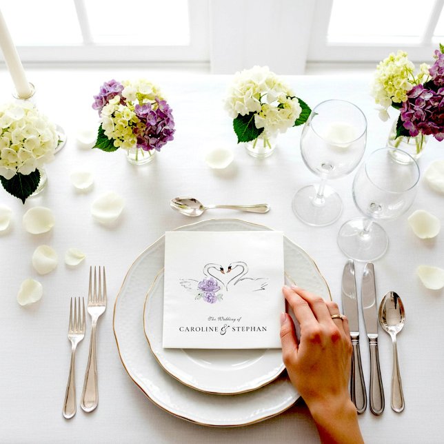 Romantic Swan Couple Floral Wedding Reception Serviette (Von Creator hochgeladen)