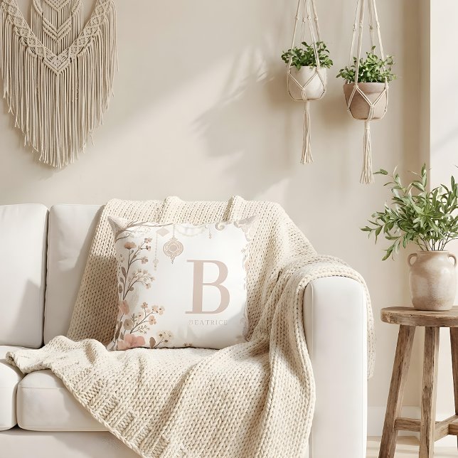 Romantic Watercolor Floral Filigree Design Kissen (Exquisite Sophisticated Romantic Pastel Watercolor Floral Throw Pillow Design.)