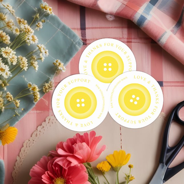 Romantic Yellow Button Love & Thank  Runder Aufkleber (Romantic Yellow Button Love & Thanks Quote Classic Round Sticker for Supporting Small Business.)