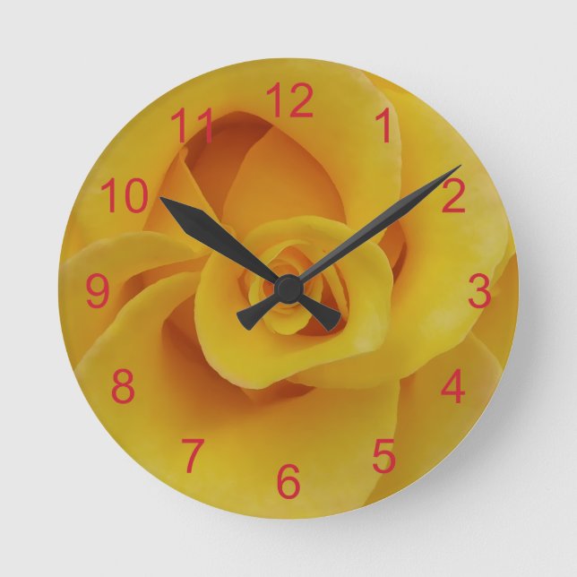Romantic Yellow Rose Petals Runde Wanduhr (Vorderseite)