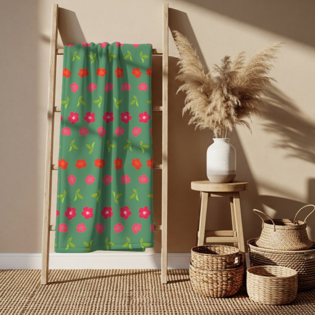 Romantique Colorful Chic Floral Pattern Serviette  (Green Red Flowers Pattern Bath Towel Set)