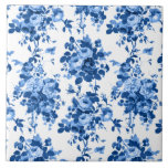 Romantische antike Vintage Rose blau auf Weiß Fliese<br><div class="desc">Elegante und klassische antike Vintage Delft-blaue Rose auf weißem Hintergrund.</div>