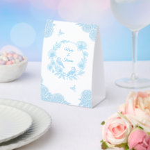 Romantische blaue Blumenhochzeit
