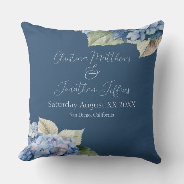 Romantische Blue Watercolor Hydrangea-Blume auf de Kissen (Vorderseite)