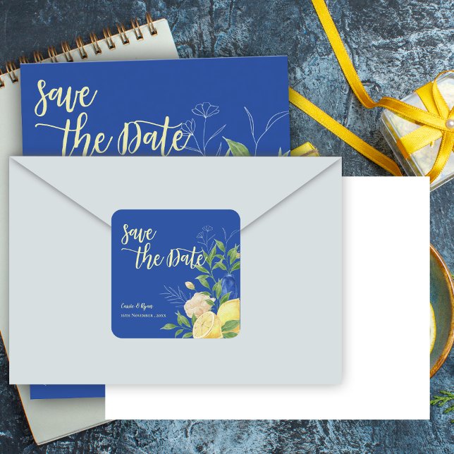 Romantische Blüten Lemon Wedding Save the Date Quadratischer Aufkleber (Romantic Blue Flowers Lemon Wedding Save the Date Square Sticker)
