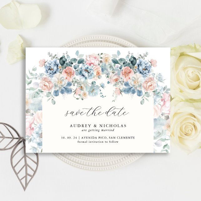 Romantische Elegant Dusty Blue Peach Florals Weddi Save The Date (Von Creator hochgeladen)