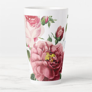 Romantische elegante Vintage-Rosen in Rosa Milchtasse