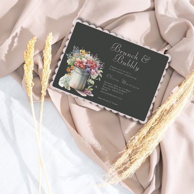 Romantische Frühlingsblumen Vase Brautparty Brunch Einladung (Von Creator hochgeladen)