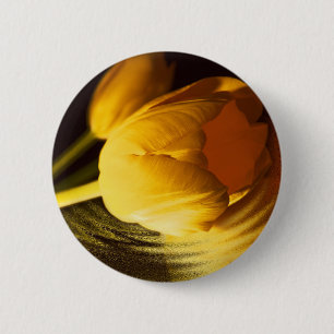 Romantische Gelbtuppe Button