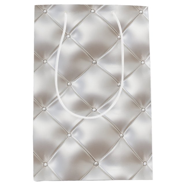Romantische Glam White Imitats Leather Wedding Mittlere Geschenktüte (Vorderseite)