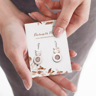 Romantische Herbstblätter hinterlassen Hintergrund