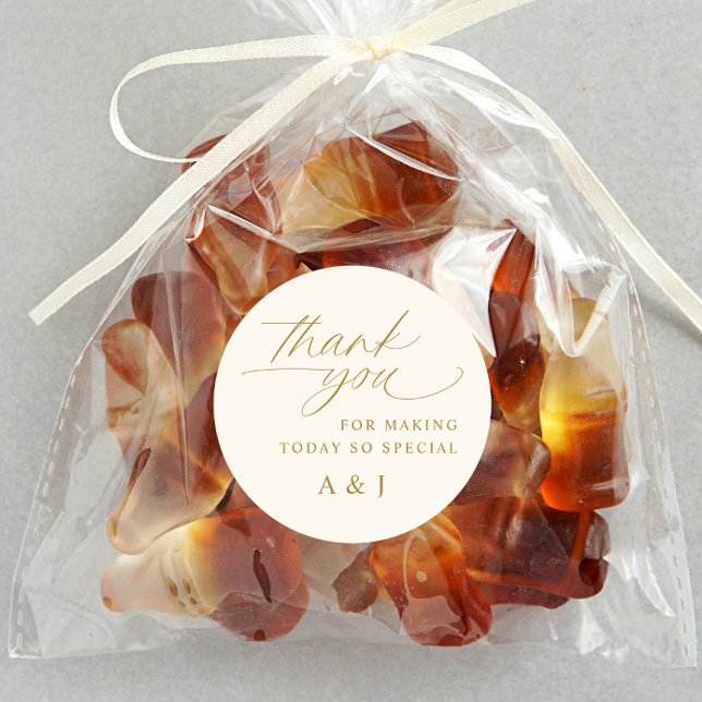 Romantische Hochzeit mit Gold und Elfenbeincreme V Runder Aufkleber (Wedding thank you stickers on candy bag favors - gold and light cream / ivory - romantic script)