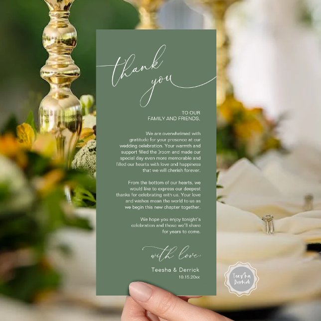 Romantische Hochzeitsumgebung Dankeschön Karte (Wedding Dinner Place Setting Thank You Card, Modern Romantic Script, in Forest Sage Green)