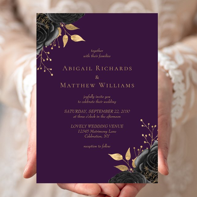 Romantische Lila Hochzeit der Black Gold Floral Einladung (Von Creator hochgeladen)