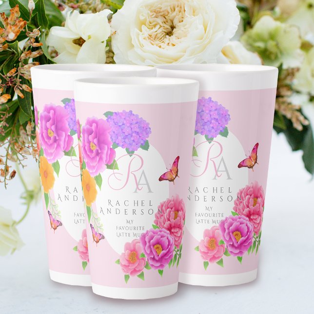 Romantische Monographie-Garten Milchtasse (Romantic Peonies Garden Monogram Pink Latte Mug.)