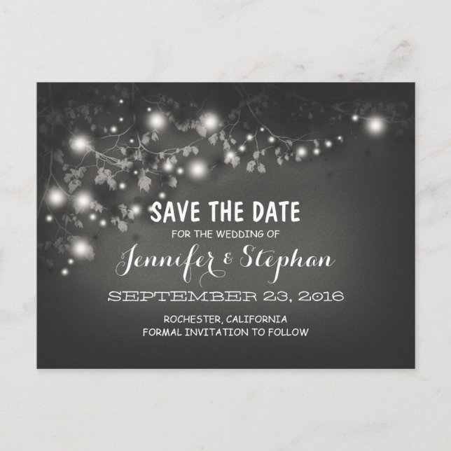 Romantische Saitenleuchten Save the Date schwarz-w Ankündigungspostkarte (Vorderseite)