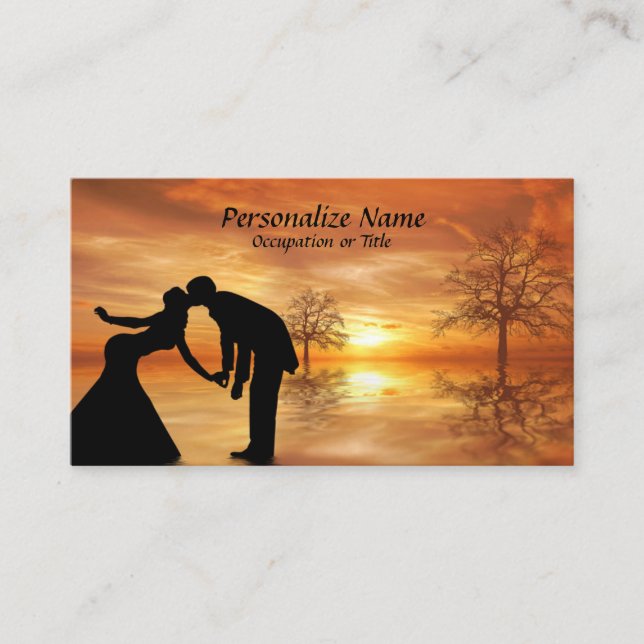 Romantische Silhouette Couple Kissing Surreal Suns Visitenkarte (Vorderseite)