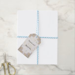 Romantische Weißrosen Geschenketiketten Geschenkanhänger<br><div class="desc">Geschenk mit Rose! Dieses zarte Design der Rose ist ideal für alle, die es stilvoll und delikat mögen. Entworfen von Marions Artwork. Sie können das Design anpassen oder auf ein anderes Produkt übertragen! Text hinzufügen, Größe ändern und mehr!</div>