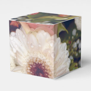 Romantischer Blumenstrauß Geschenkschachtel