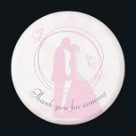 Romantischer Dreamy Pink Wedding Couple Curling Te Magnet<br><div class="desc">Ein "Danke,  dass du gekommen bist" in kurvigem Text Gastgeschenk Hochzeit Magnet mit einem schönen romantischen Hochzeitsdesign der gerahmt küssenden Silhouetten der Braut und Bräutigam vor einem traumhaft rosa Hintergrund.</div>