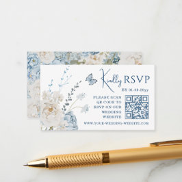 Romantischer Dusty Blue Floral Wedding RSVP QR Cod Begleitkarte