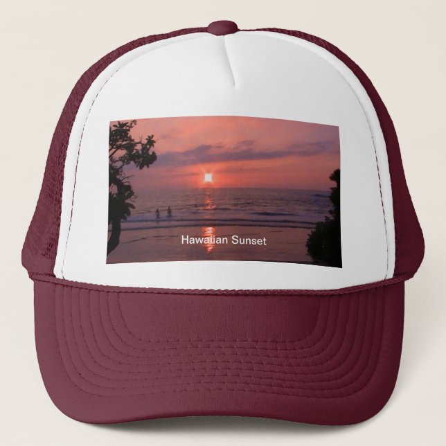 Romantischer hawaiianischer Sonnenuntergang Truckerkappe (Vorderseite)