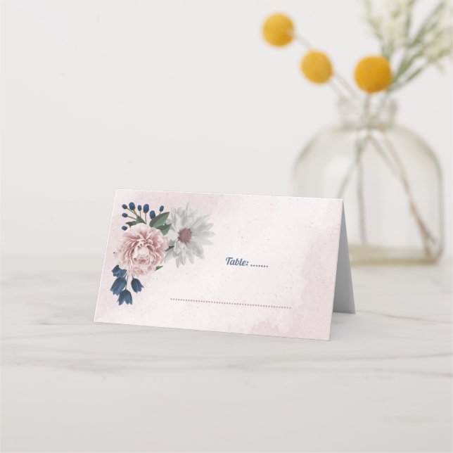 Romantischer rosa blauer und weißer Blumentisch Platzkarte (Vorderseite)