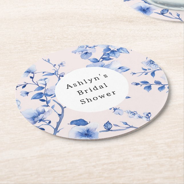 Romantisches Blush Blue Floral Brautparty Runder Pappuntersetzer (Angewinkelt)
