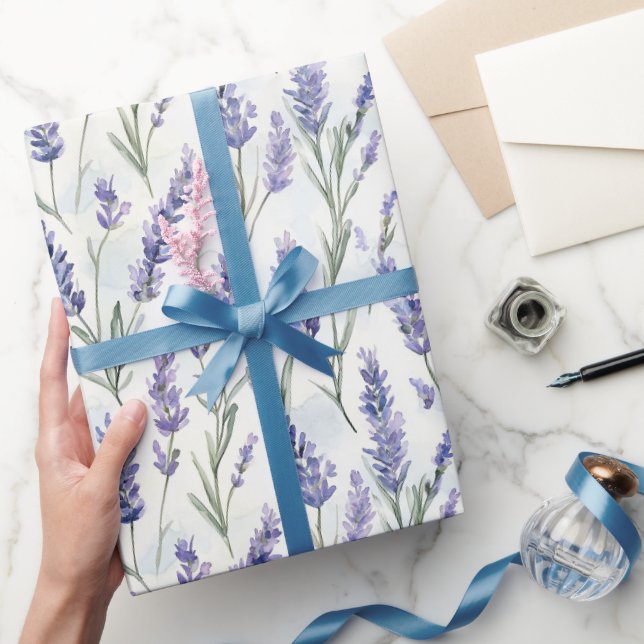 Romantisches Brautparty Hübscher Lavendel-Blume Geschenkpapier (Schenken)