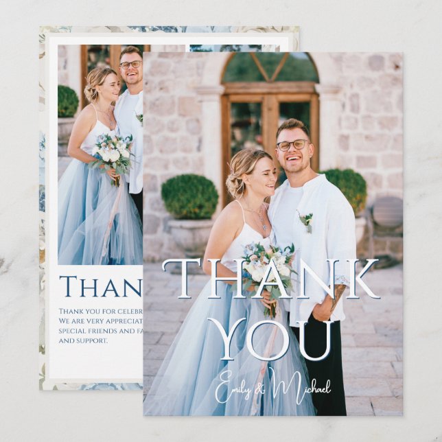 Romantisches Dusty Blue Floral Foto Hochzeit Dankeskarte (Vorne/Hinten)