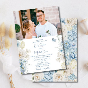 Romantisches Dusty Blue Floral Foto Hochzeit Einladung