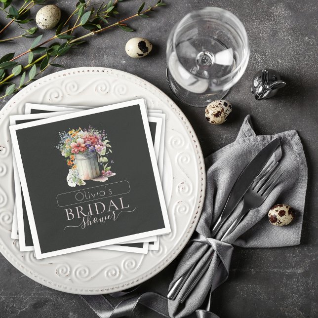 Romantisches Frühlingsblumen Vase Brautparty Serviette (Von Creator hochgeladen)