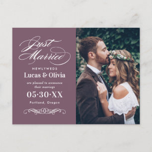 Romantisches Mauve Just Married Foto Ankündigungspostkarte