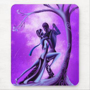 Romantisches Paar, das Tango tanzt lila Mousepad