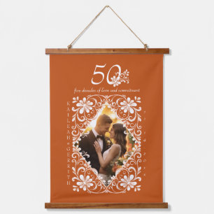 Romantisches Paar-Foto verbranntes Orange 50. Hoch Wandteppich Mit Holzrahmen
