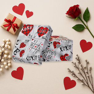 Romantisches rotes Karo-Valentinsdesign Geschenkpapier