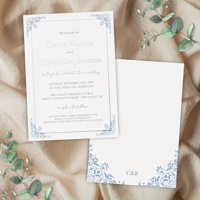 Romantisches Shabby Chic Blau und Weiße Hochzeit Folieneinladung (Formal blue and white with silver foil wedding invitations with romantic floral border for vintage )